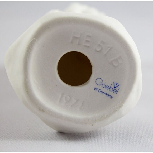 Vintage 1971 Goebel W Germany White Porcelain Kissing Angel Figurine HE51B - Picture 6 of 6